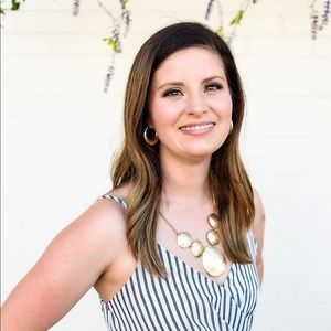 Meet your Posher, Leah